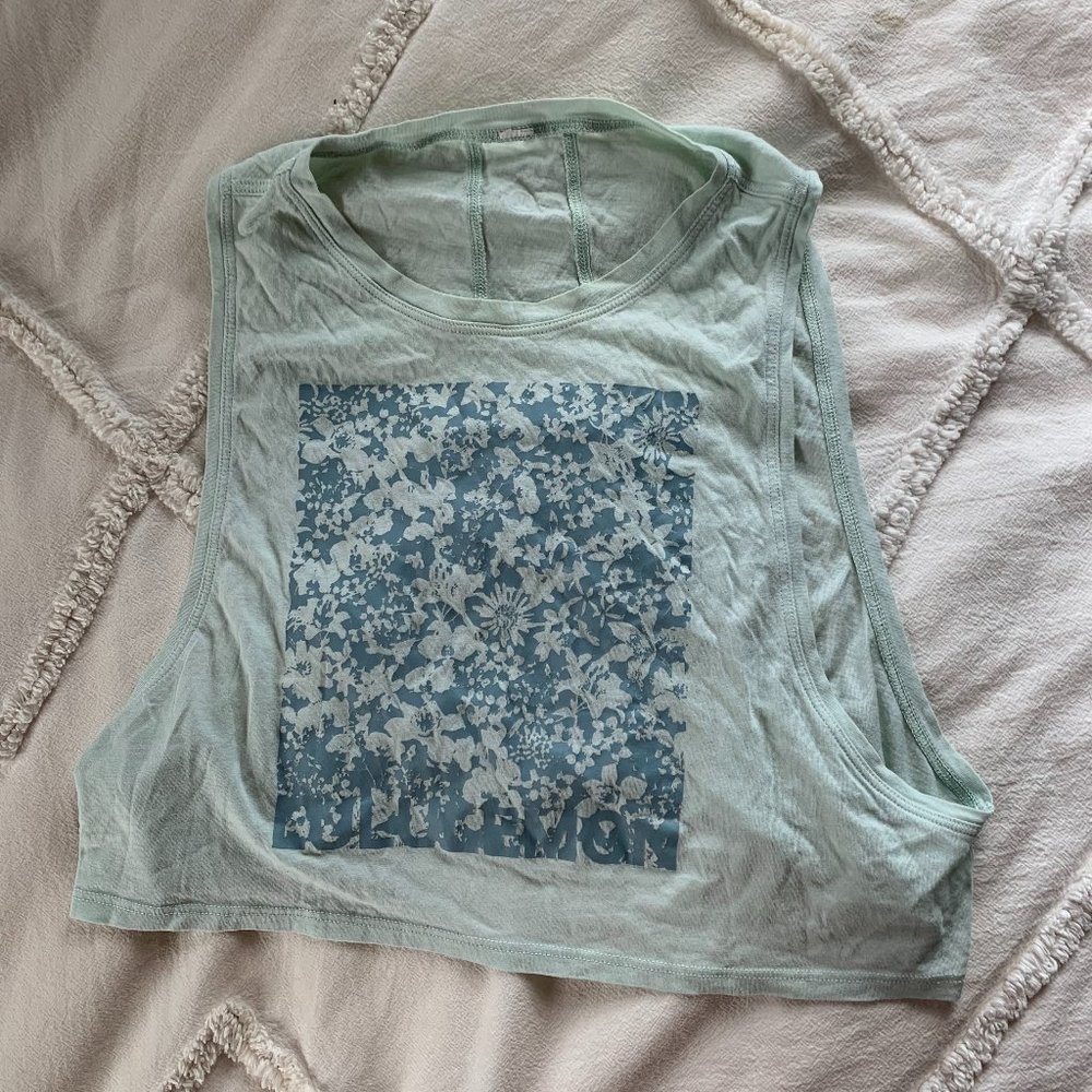 Lululemon cropped athletic tank top